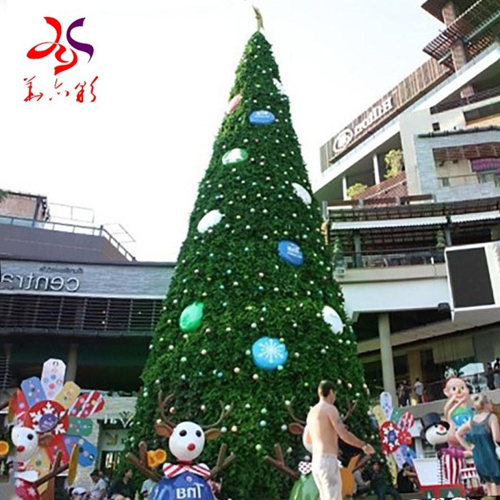 High Quality Outdoor 3D Multi Color LED RGB Decorative PVC Huge Giant Christmas Tree For Street Decoration And Square Center