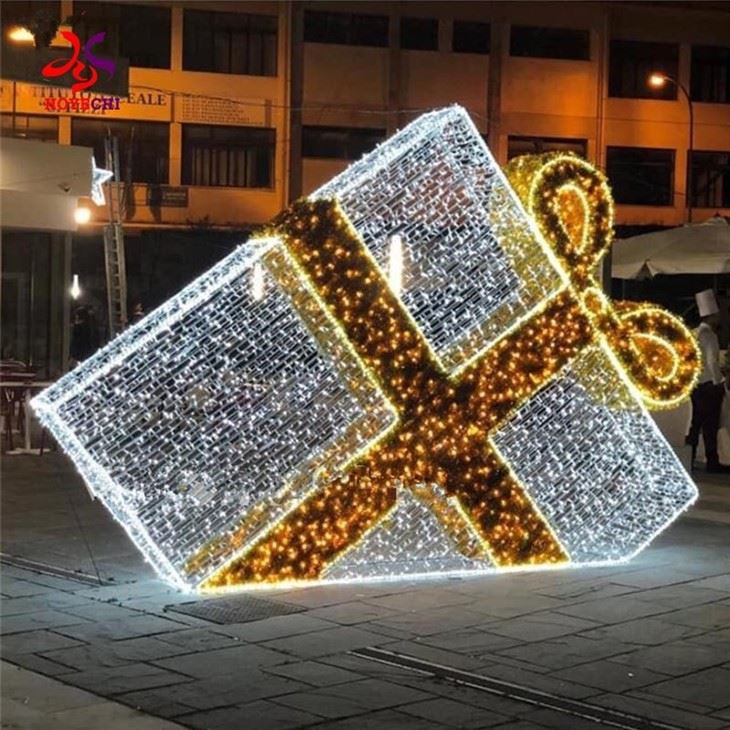 Christmas Outdoor Gift Box Motif Light